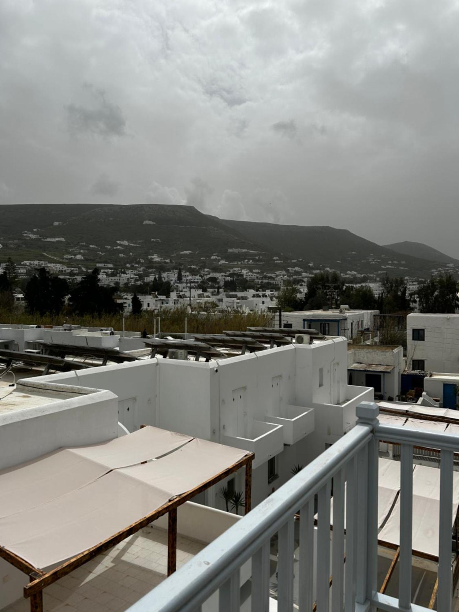 Hotel Livadia Parikia  Bagian luar foto