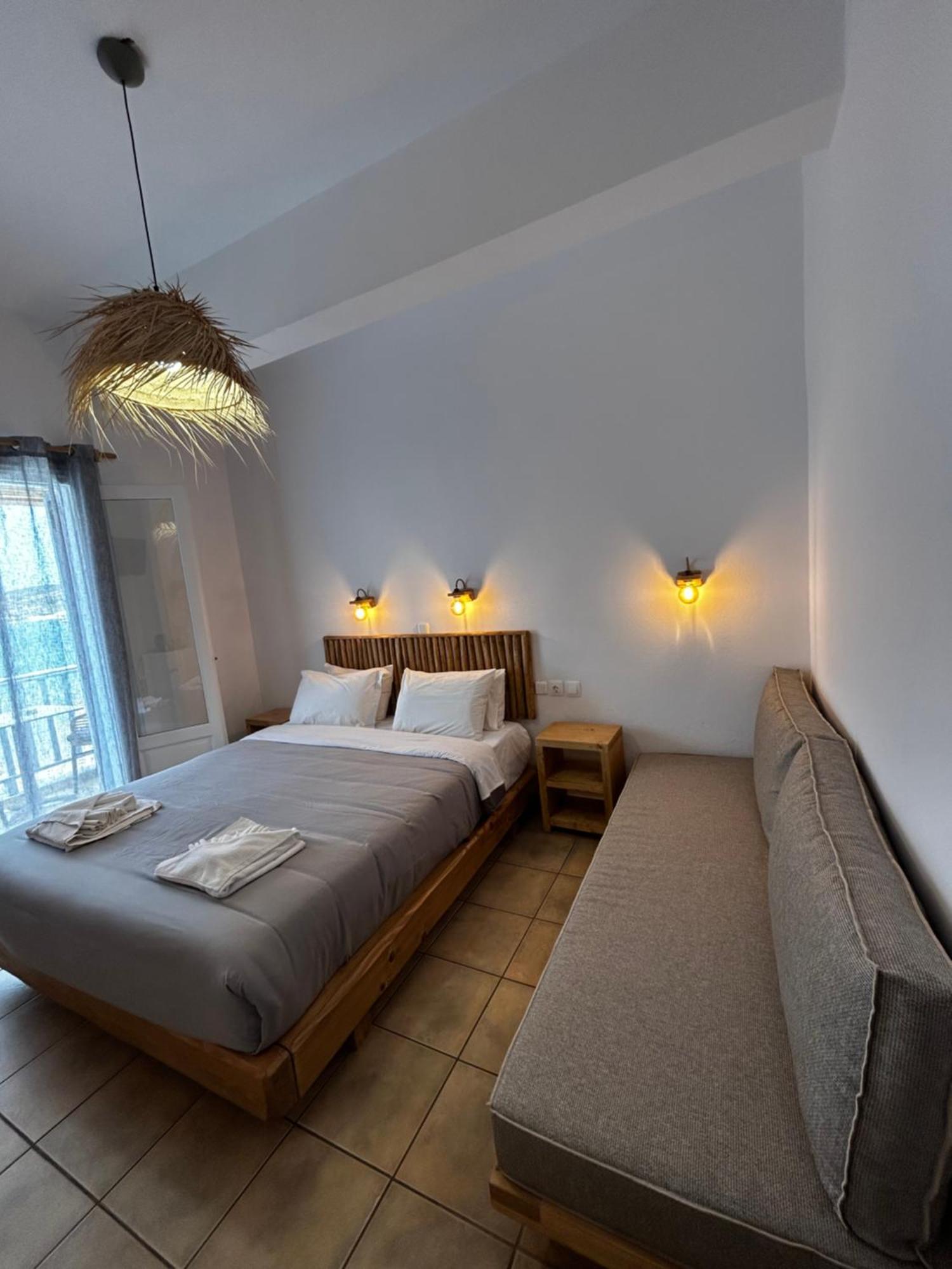 Hotel Livadia Parikia  Bagian luar foto
