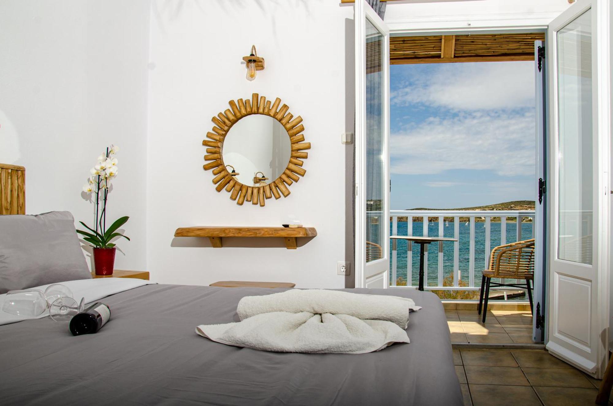 Hotel Livadia Parikia  Bagian luar foto