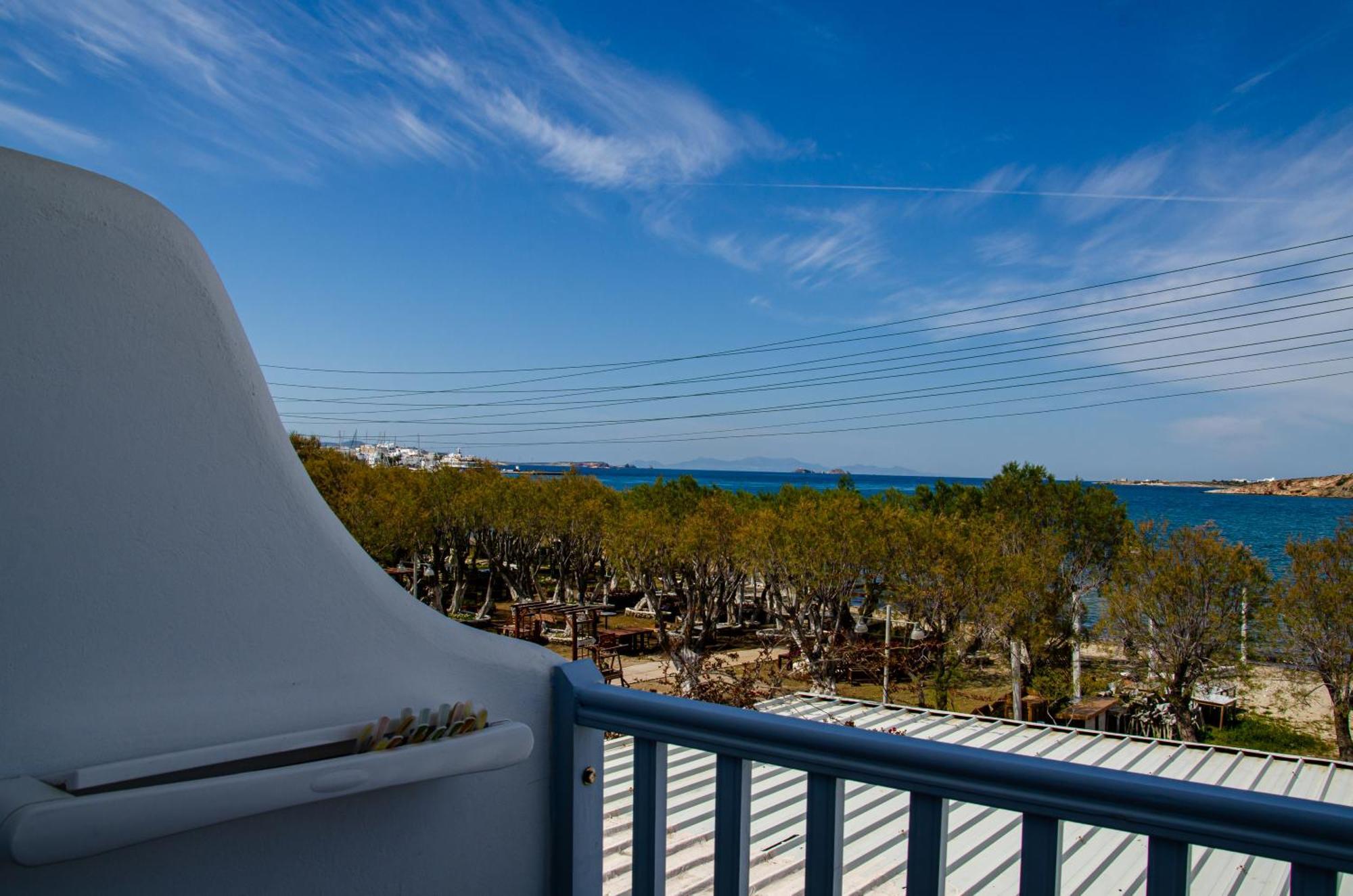 Hotel Livadia Parikia  Bagian luar foto