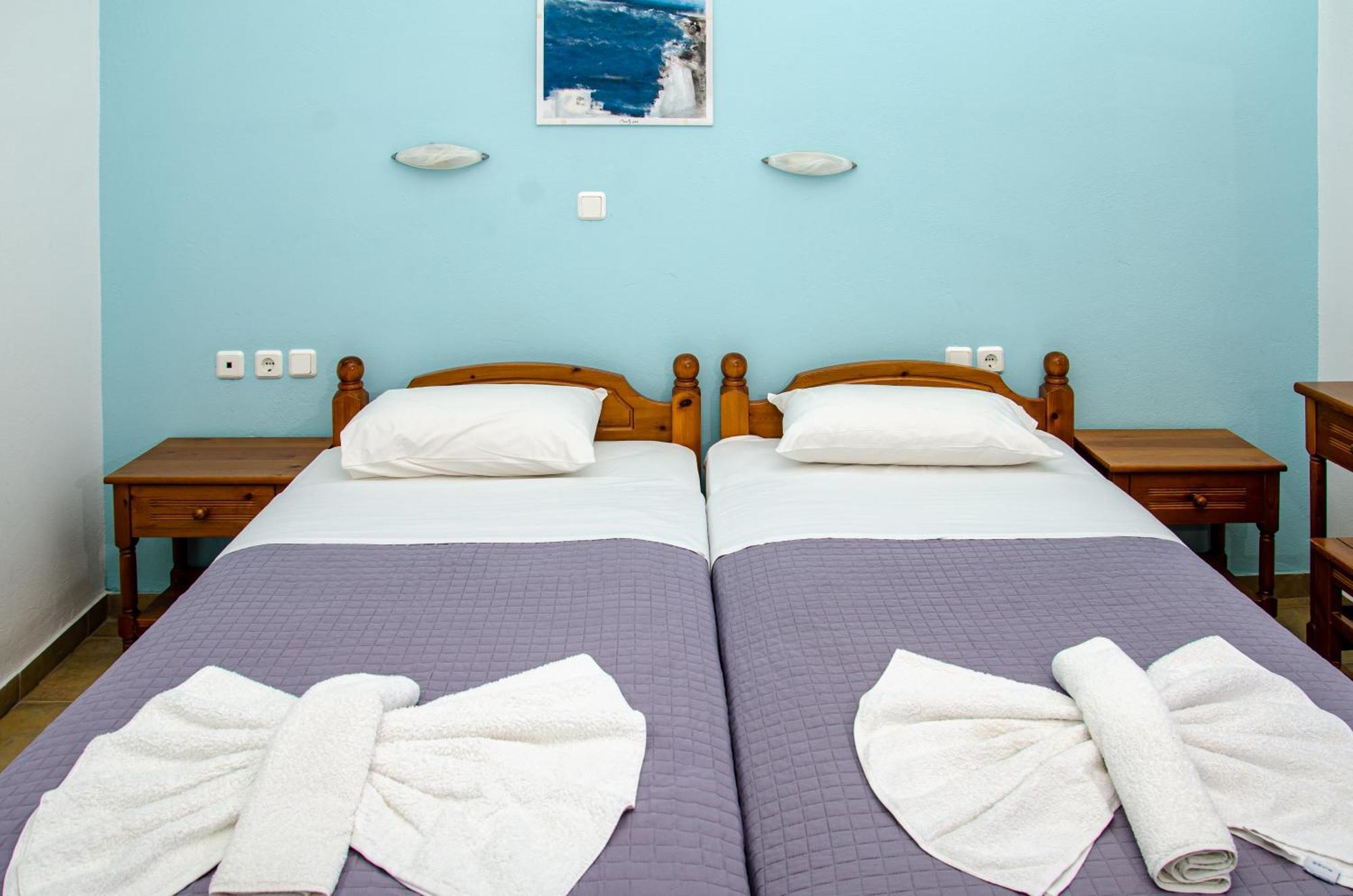 Hotel Livadia Parikia  Bagian luar foto