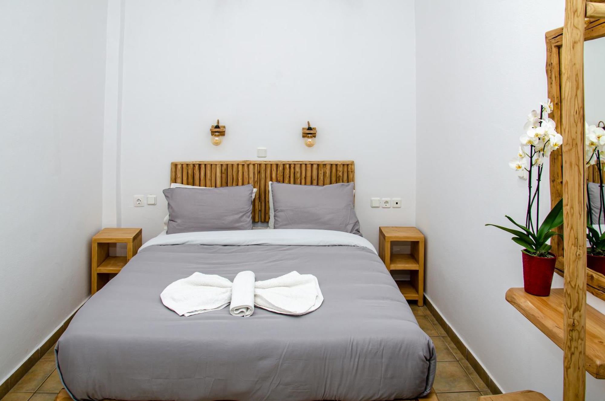 Hotel Livadia Parikia  Bagian luar foto